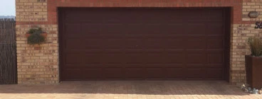 40 pannel steel door