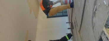 Skimmer busy with a ceiling in Klapmuts.