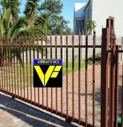 7-spike palisade fence