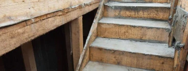 Construction of staircases in Pmb