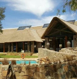Very big Lodge that you find on game farms