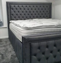 Diamond Buttoned Bedset