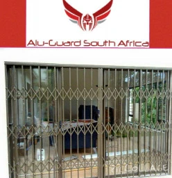 Trellis Retractable Gates