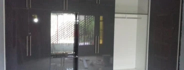 Built-in wardrobe