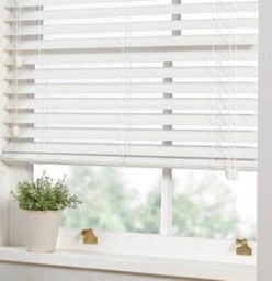 VENETIAN BLINDS