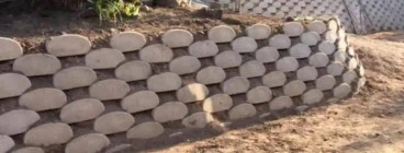 Lubug Retaining wall